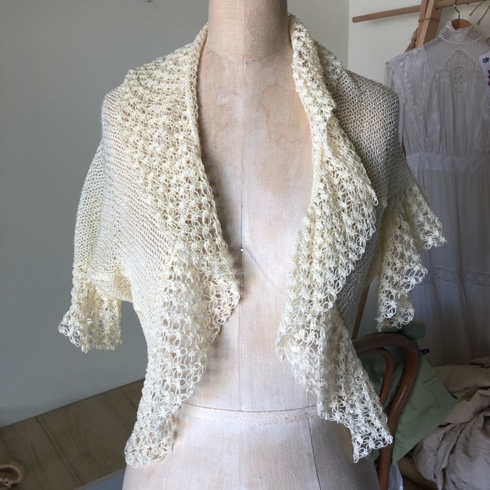 Vintage handmade shrug/cardigan